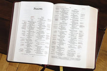 Load image into Gallery viewer, Niv, Thompson Chain-Reference Bible, Handy Size, Leathersoft, Burgundy, Red Letter, Comfort Print: New International Version, Leathersoft, Burgundy, Thompson Chain-reference Bible Imitation Leather Adult Non-Fiction Happier Every Chapter