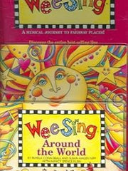 (Wee Sing Around the World [With CD (Audio)]) By Beall, Pamela Conn (Author) Paperback on 01-Apr-2006 Paperback