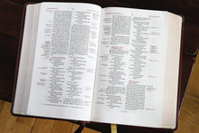 Load image into Gallery viewer, Niv, Thompson Chain-Reference Bible, Handy Size, Leathersoft, Burgundy, Red Letter, Comfort Print: New International Version, Leathersoft, Burgundy, Thompson Chain-reference Bible Imitation Leather Adult Non-Fiction Happier Every Chapter
