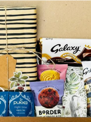 Luxury Mystery Book & Chocolate Hamper. Save 15% on the Perfect Hug in a Box for Booklovers